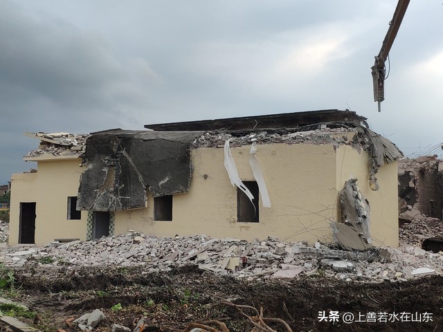 我们兄弟俩，初中没毕业，靠买平房赚了972万