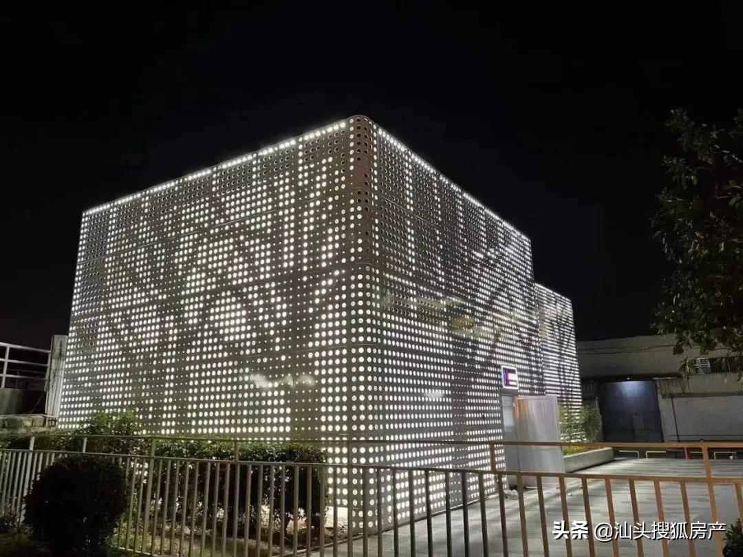 看一眼就心动的美景,梅溪湖周边网红打卡地