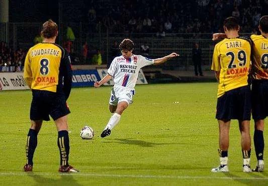 当代足球巨星有谁,足坛现役任意球大师