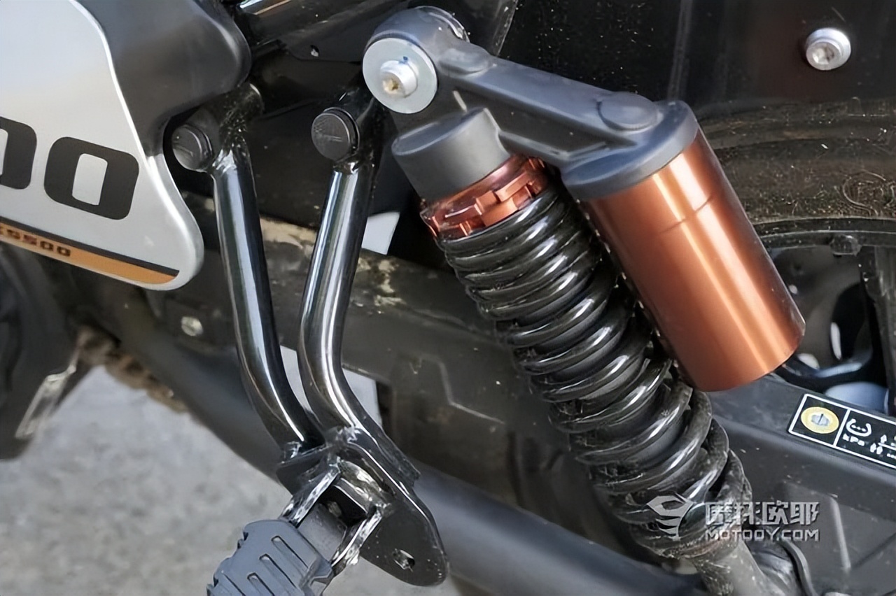 苍云500全新车,本田cm500对比苍云500