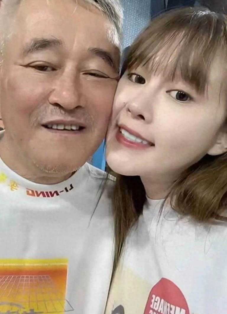 赵本山宠物狗260万,赵本山的儿子花320万买宠物狗