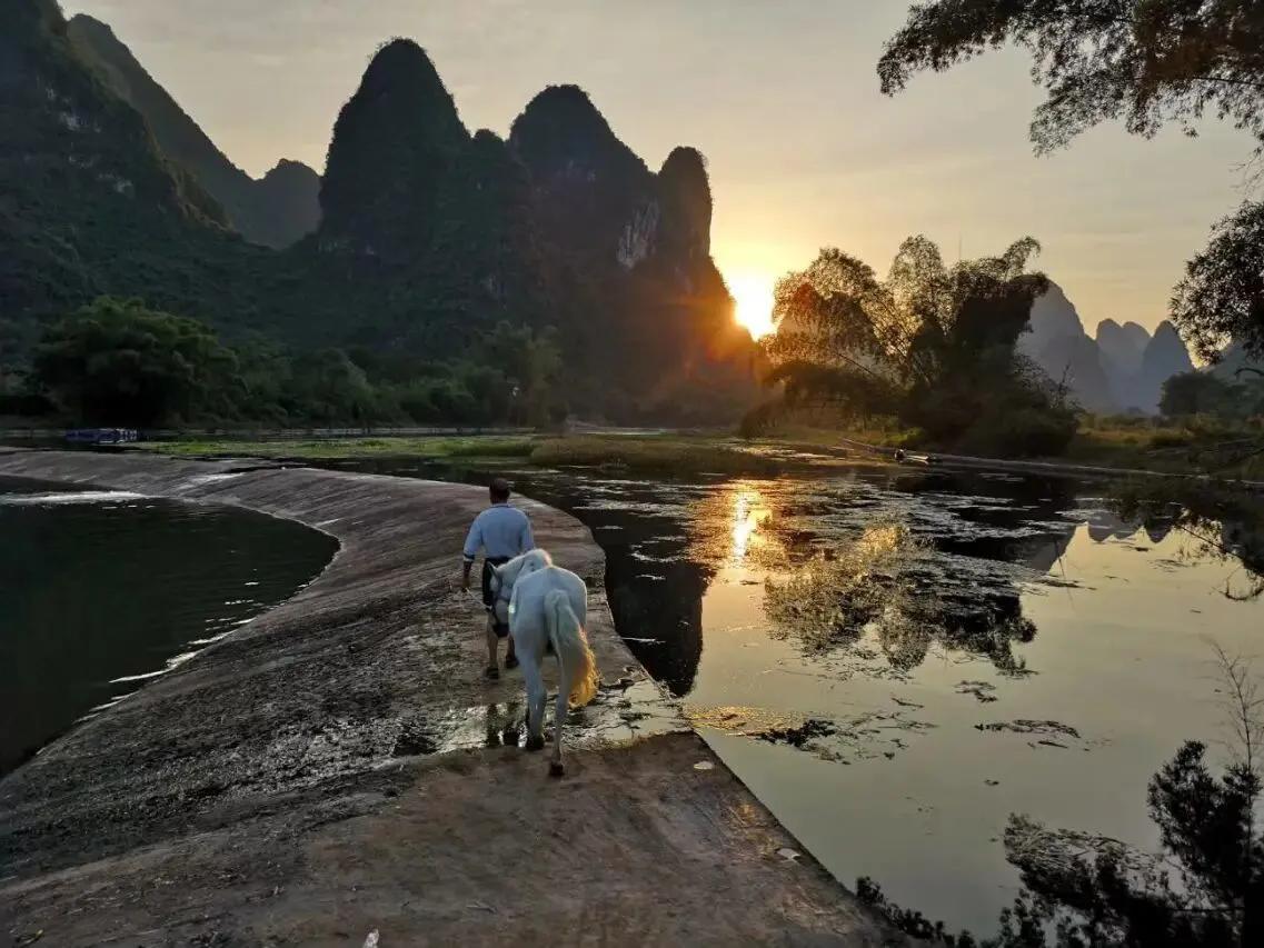 桂林七星岩旅游攻略一日自助游,桂林阳朔如意山11月2日一日游