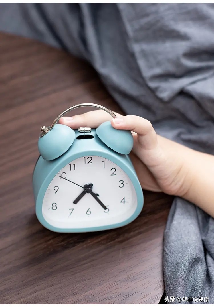 镜子不能对着床容易生病,镜子对床有什么讲究吗