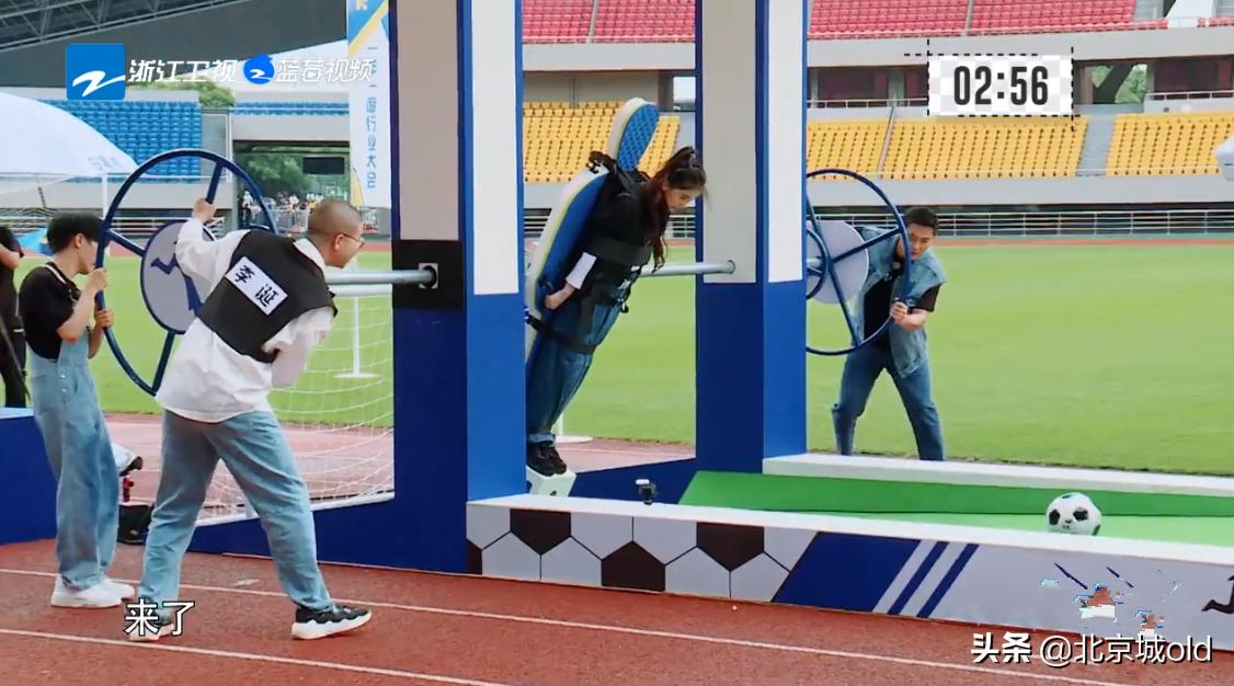 奔跑吧第十季周深玩游戏,奔跑吧11周深搞笑