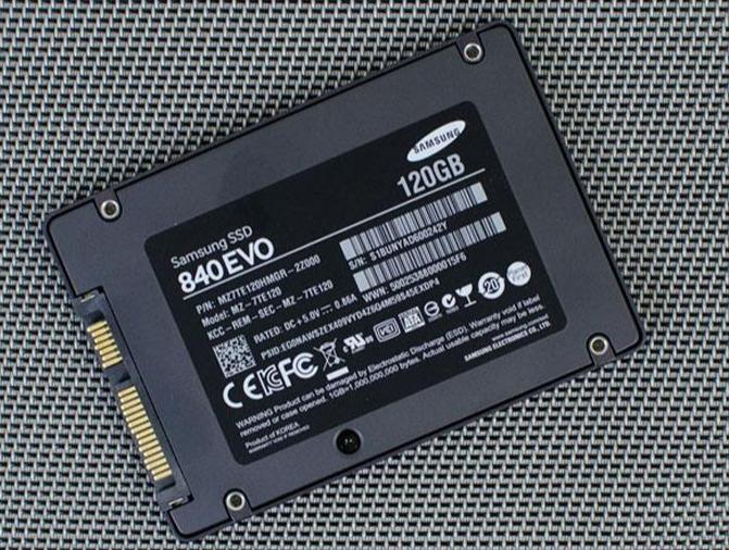 电脑硬盘跟内存有啥区别,电脑内存与硬盘有什么区别