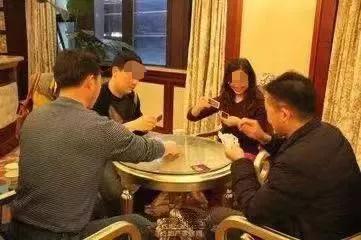 南京人玩掼蛋,江苏人与掼蛋