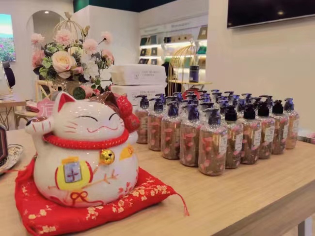 玫莉蔻梦想小店面部护理,玫莉蔻专注护肤品牌桥头店