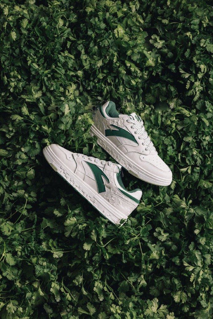 安踏跟香菜联名,安踏香菜联名