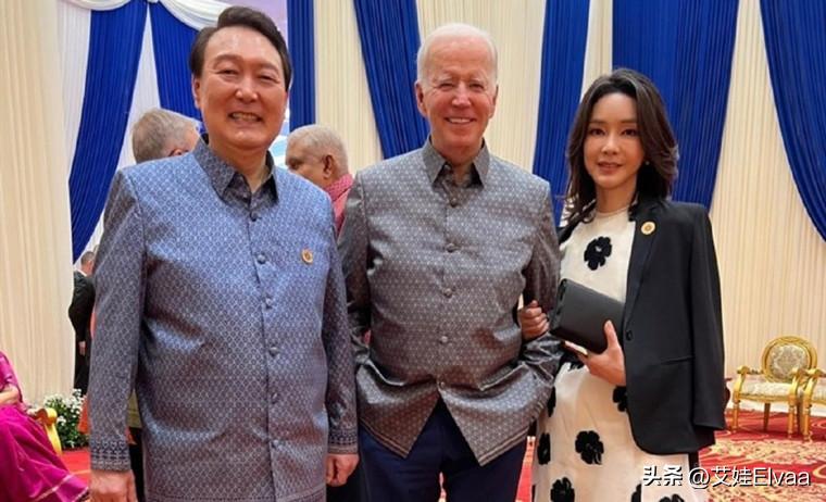 韩国第一夫人活动穿搭,韩国第一夫人穿长裙