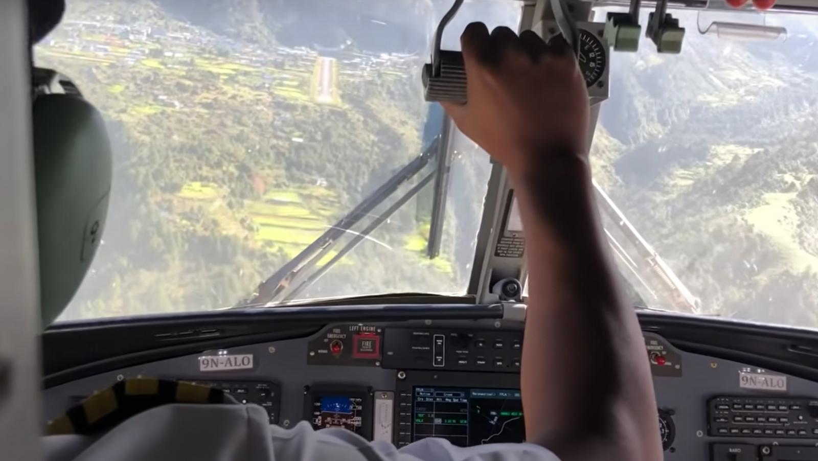 尼泊尔空难72人全部遇难原因,尼泊尔空难72人全部遇难原视频