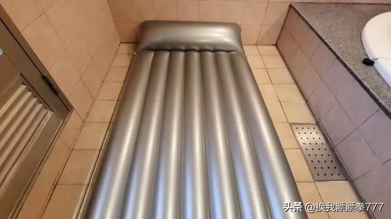 未满18周岁不能住酒店吗,未满18周岁能不能入住酒店