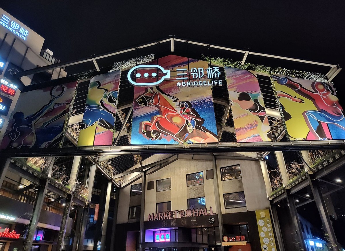 motorazr折叠屏第2代,motorazr2022折叠屏手机怎么样