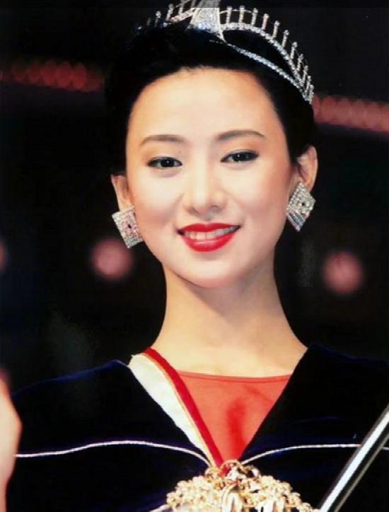 很自律的女星,自律极强的女星