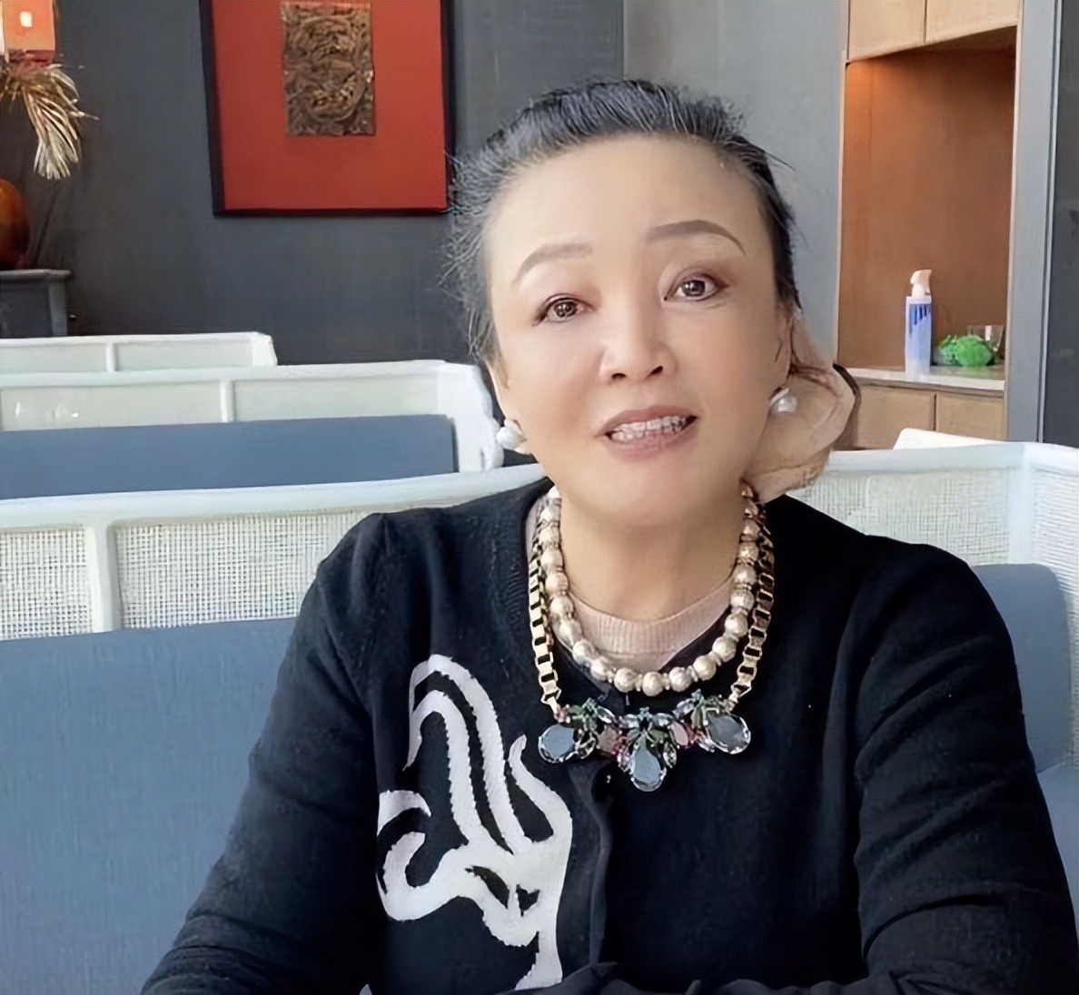 汪小菲曝大s长期服用违禁药物,汪小菲曝大s吃违禁药每月花25万