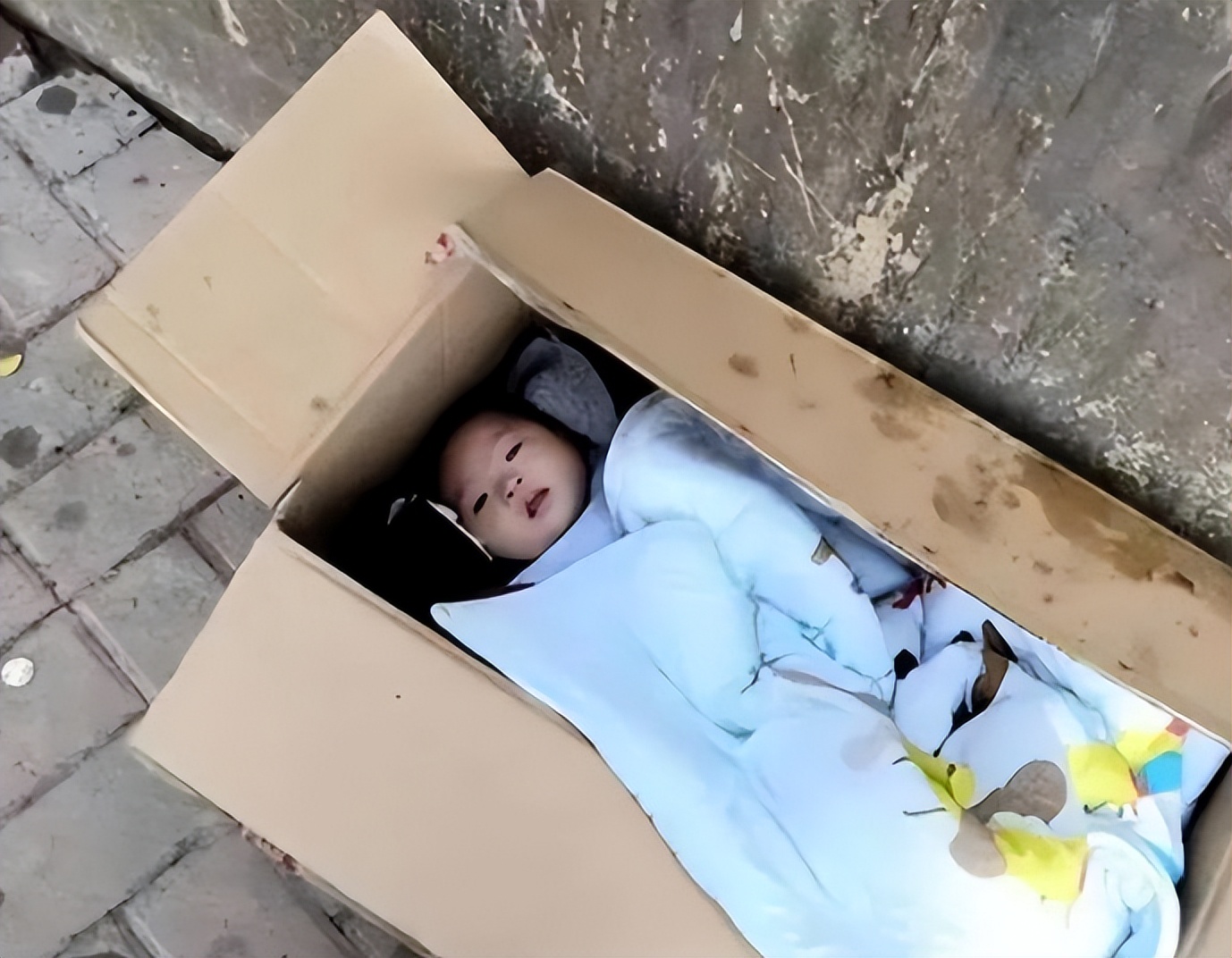 2013年西班牙富商恋上中国大妈，不惜放弃亿万资产，女方：不领证