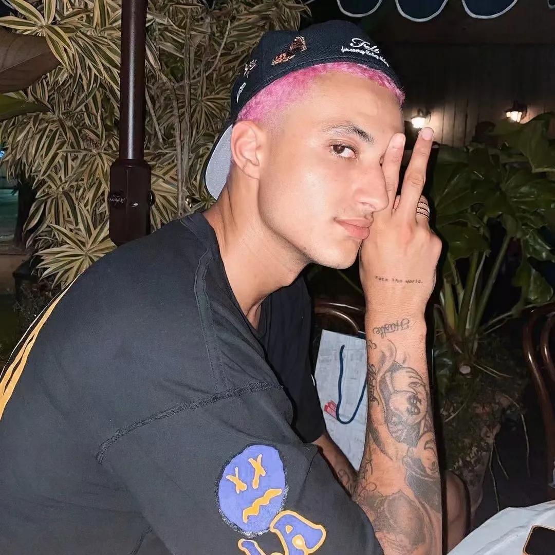 篮球壁纸头像,美式篮球球员照片图集