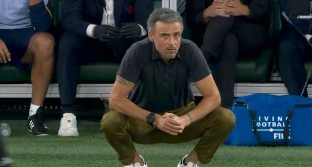 黄健翔点评葡萄牙球队,黄健翔说西班牙对法国