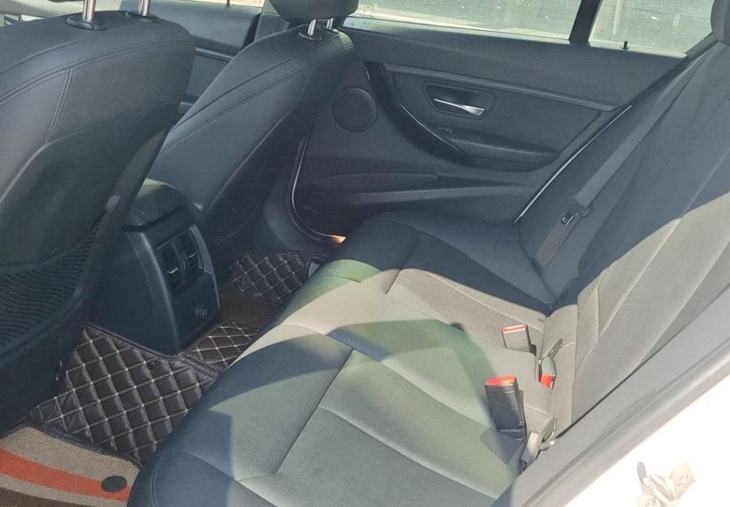 开了5年的宝马3系顶配能卖多少,开了3到5年的宝马