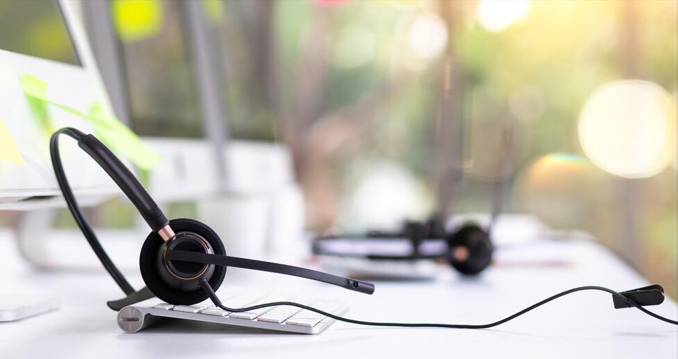 寄东西到国外晚上能寄嘛,国外能寄手机快递回国吗