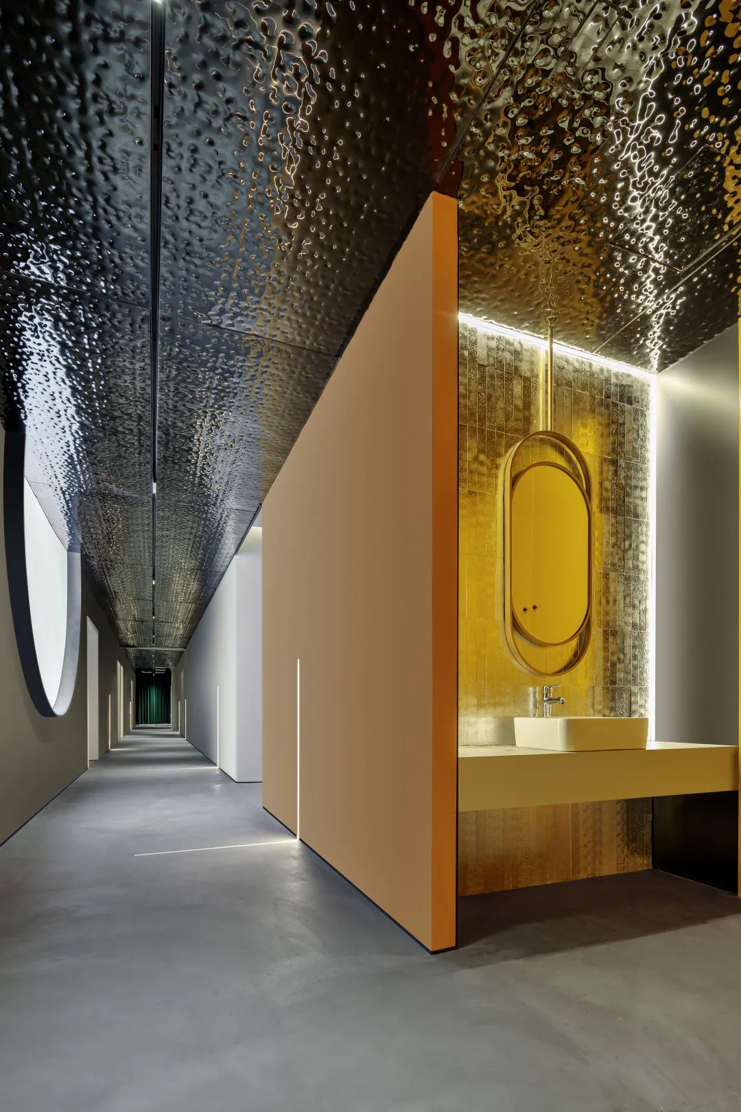 750m²光影流动空间，帆摄影重庆艺术体验馆|牛犇BEN