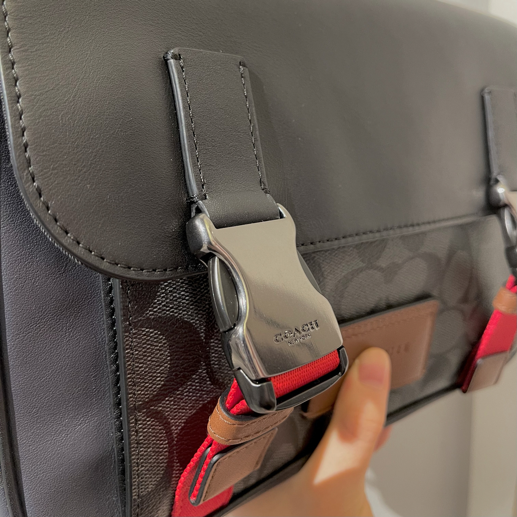 coach蔻驰当季流行款式,coach蔻驰牛仔蓝腋下包