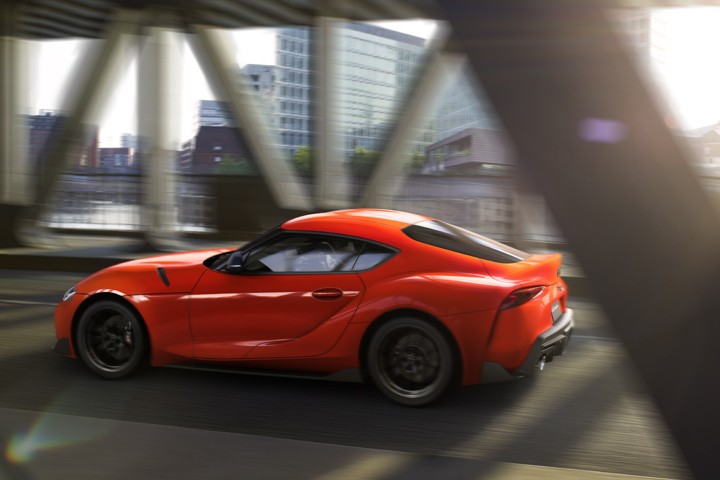 赤裸裸饥饿营销？买这辆丰田还得抽签