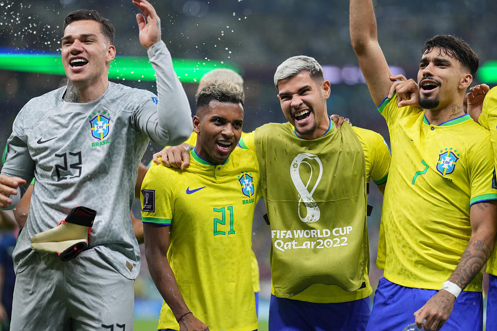 小罗评价理查利森,巴西足球巨星小罗现在怎样