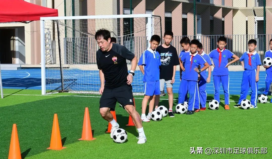 深足校园公开课走进龙岗区外国语学校（集团），同学们收获满满