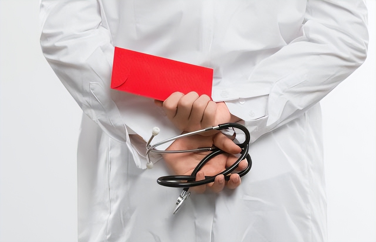 医生刘翔峰切病人器官是真的吗,医生手术随意切除病人器官