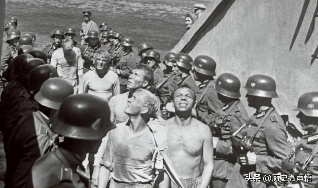 最难踢的足球赛：墨索里尼不许输，希特勒不许赢，否则都是死