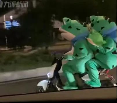 景区浮桥事件最新进展,最近发生法治焦点事件