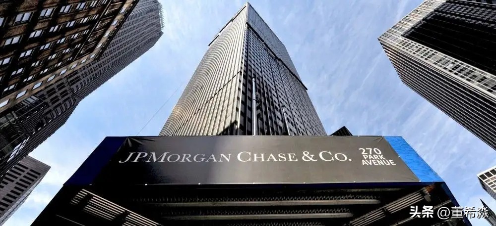 国内外银行数字化转型实践和趋势,国内商业银行数字化转型成功案例