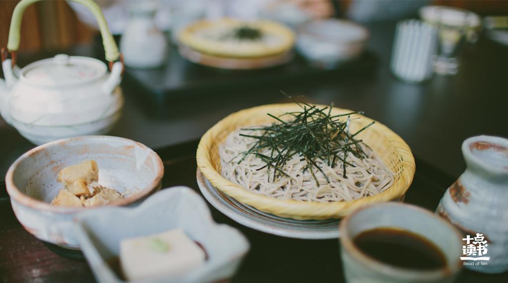 养生食谱一日三餐女性,一日三餐怎么吃最健康养生