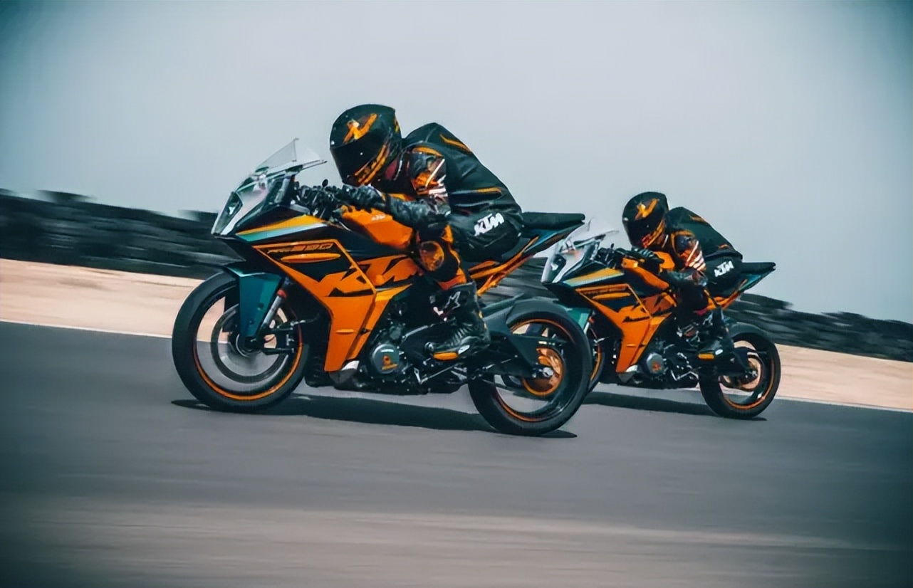 大量摩托车降价,ktm390摩托车什么价格