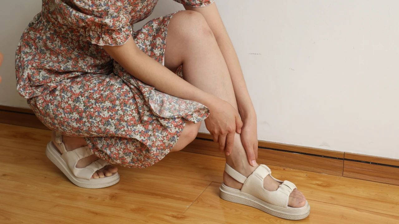 这三个地方疼是肝癌的早期表现,这三种表现提示你的肾有问题