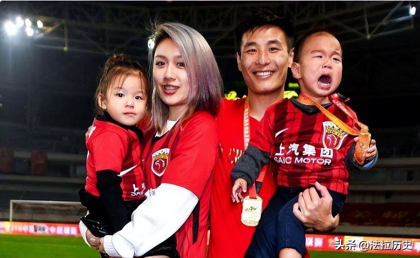 国足娇妻颜值大赛,国足太太团堪称世界级球员