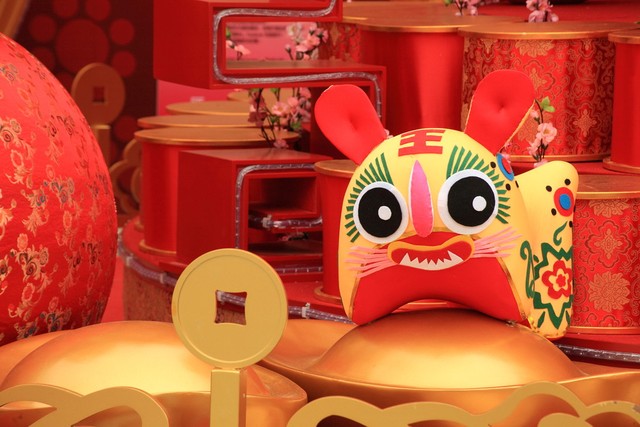 虎的人注定财气旺,福气盈门福常在虎年更有虎威风