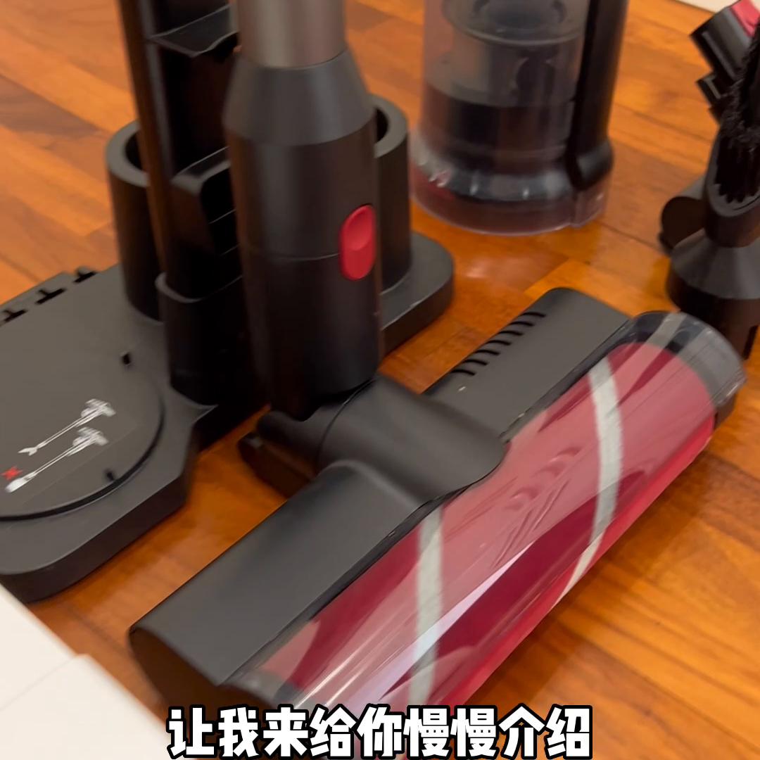 19岁买的房子，今天就带着我的清洁小分队去开荒啦#石头...