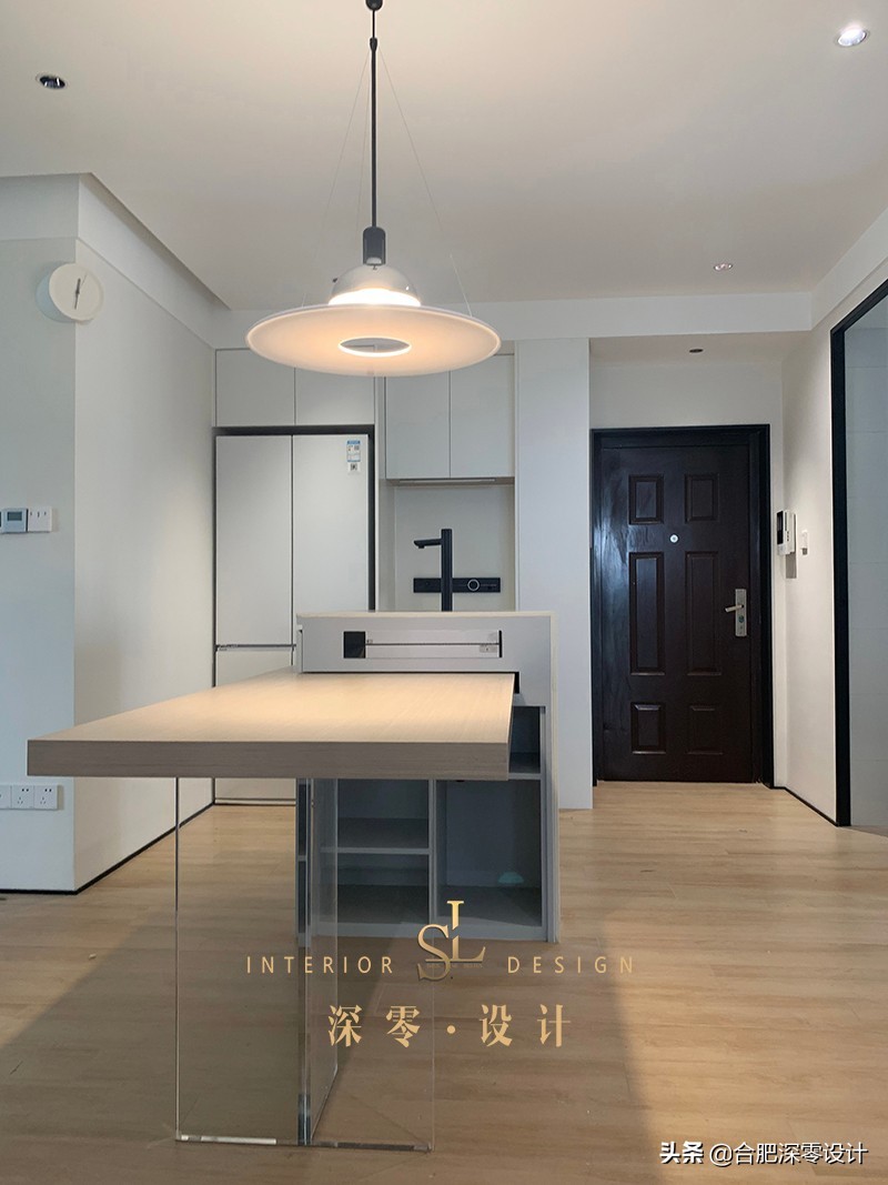 装前装后一对比，这钱花得一点都不心疼，全屋每处都在我要的点上