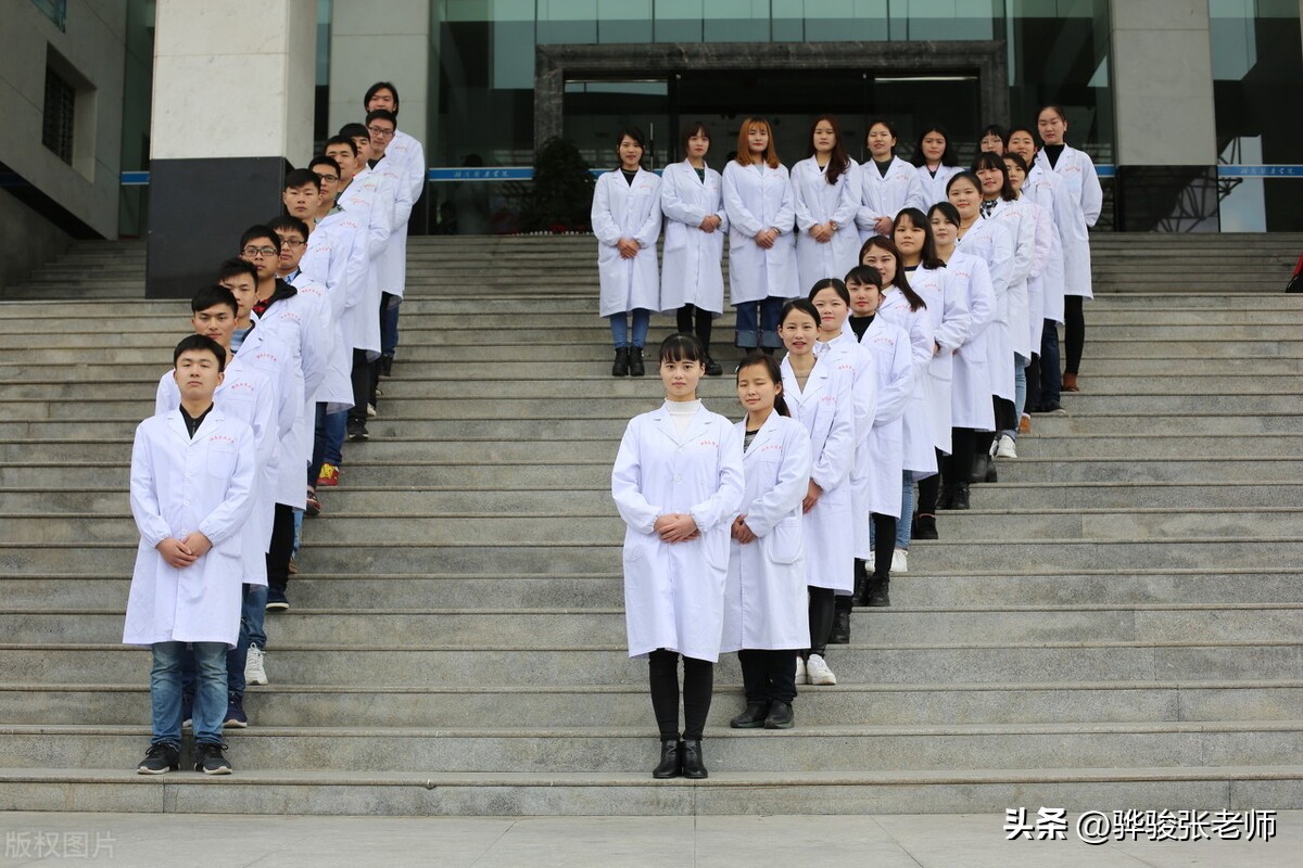 高考什么专业好？疫情三年看清楚了，这10大专业或将火爆