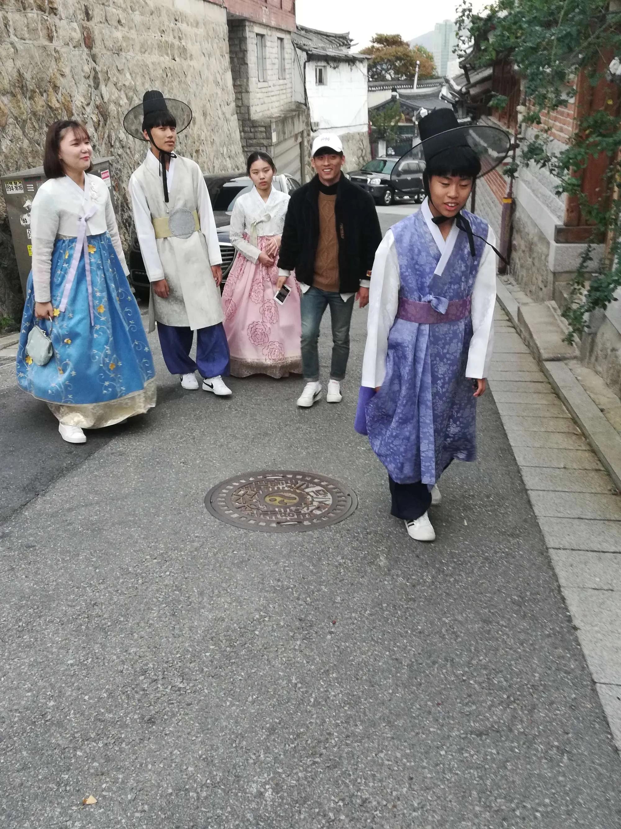 棣栧皵娓歌浣滄枃鐐硅瘎,棣栧皵娓歌涔嬩簩