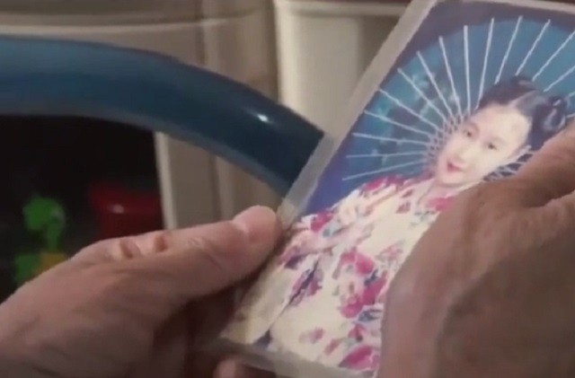 2010年，56岁失独母亲生下试管龙凤胎，后因过度劳累患上脑梗