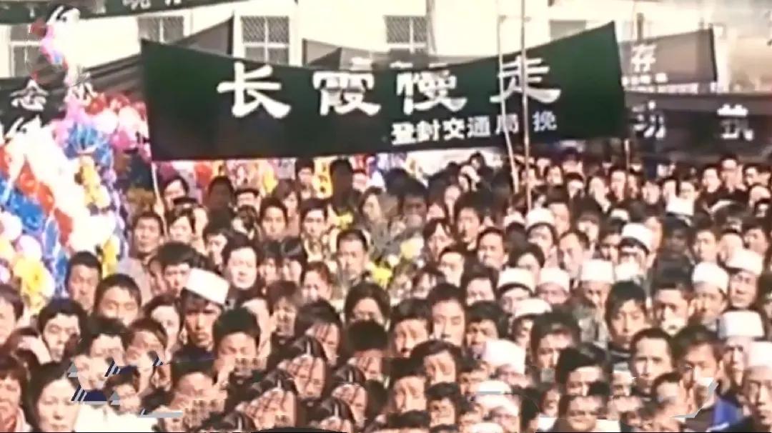 打掉200多个黑势力！如全国警察都像“任长霞”，还会有黑势力？