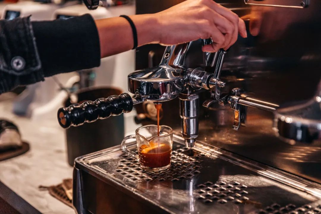 在鼓楼，我吃到了古早与潮流的“双拼”