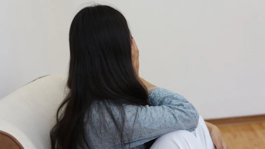 出现盗汗的诱因和治疗,晚上盗汗是什么引起的该如何改善