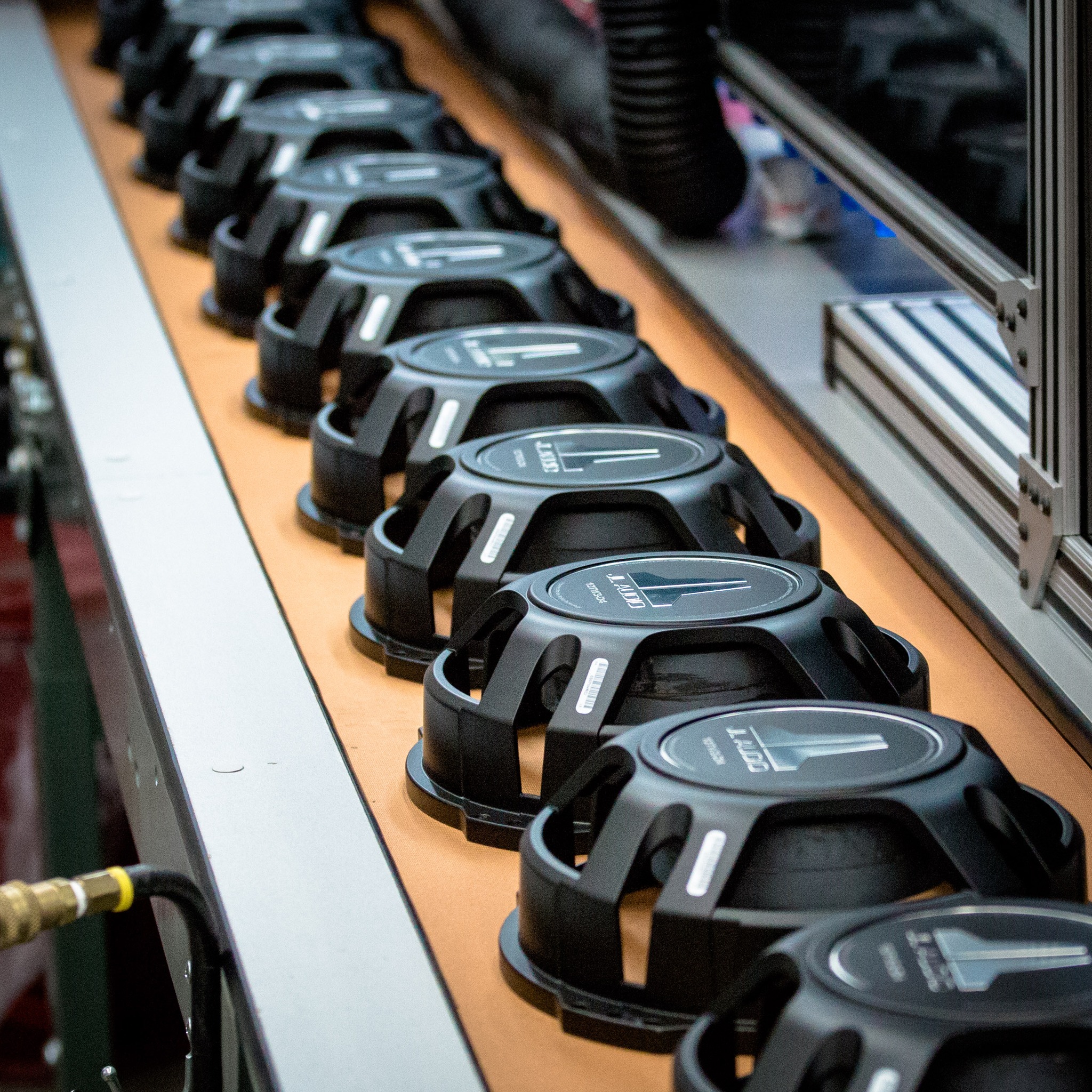 十大顶级低音炮品牌,盘点不同国家的低音炮