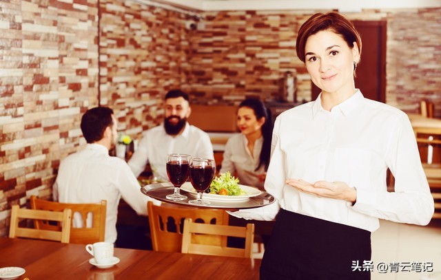 俄罗斯玩两个月需要多少人民币,俄罗斯是发达国家吗旅游攻略