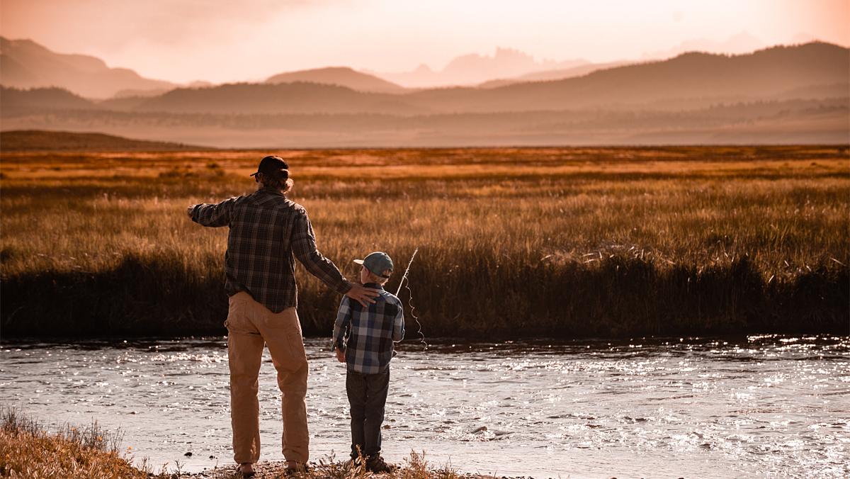 大伯帮带4天女儿，女儿回家说屁屁痛，妈妈立刻带女儿去医院检查