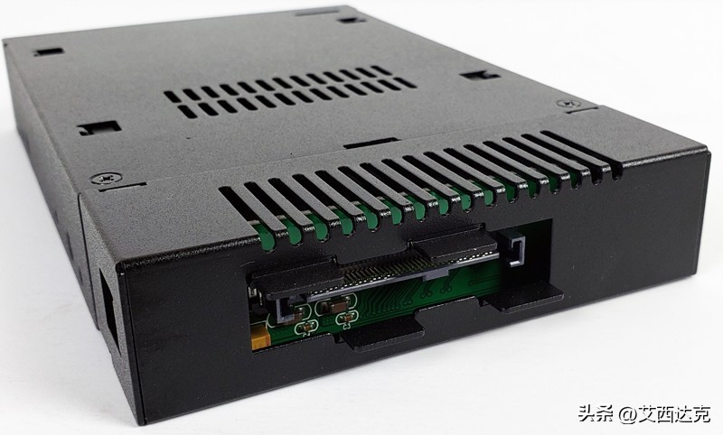 移动硬盘盒评测sata,icydock光驱位热插拔硬盘盒