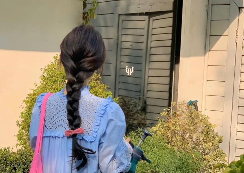 大姑姐要求我们给公婆钱,大姑姐让我们出一半钱给公婆买房